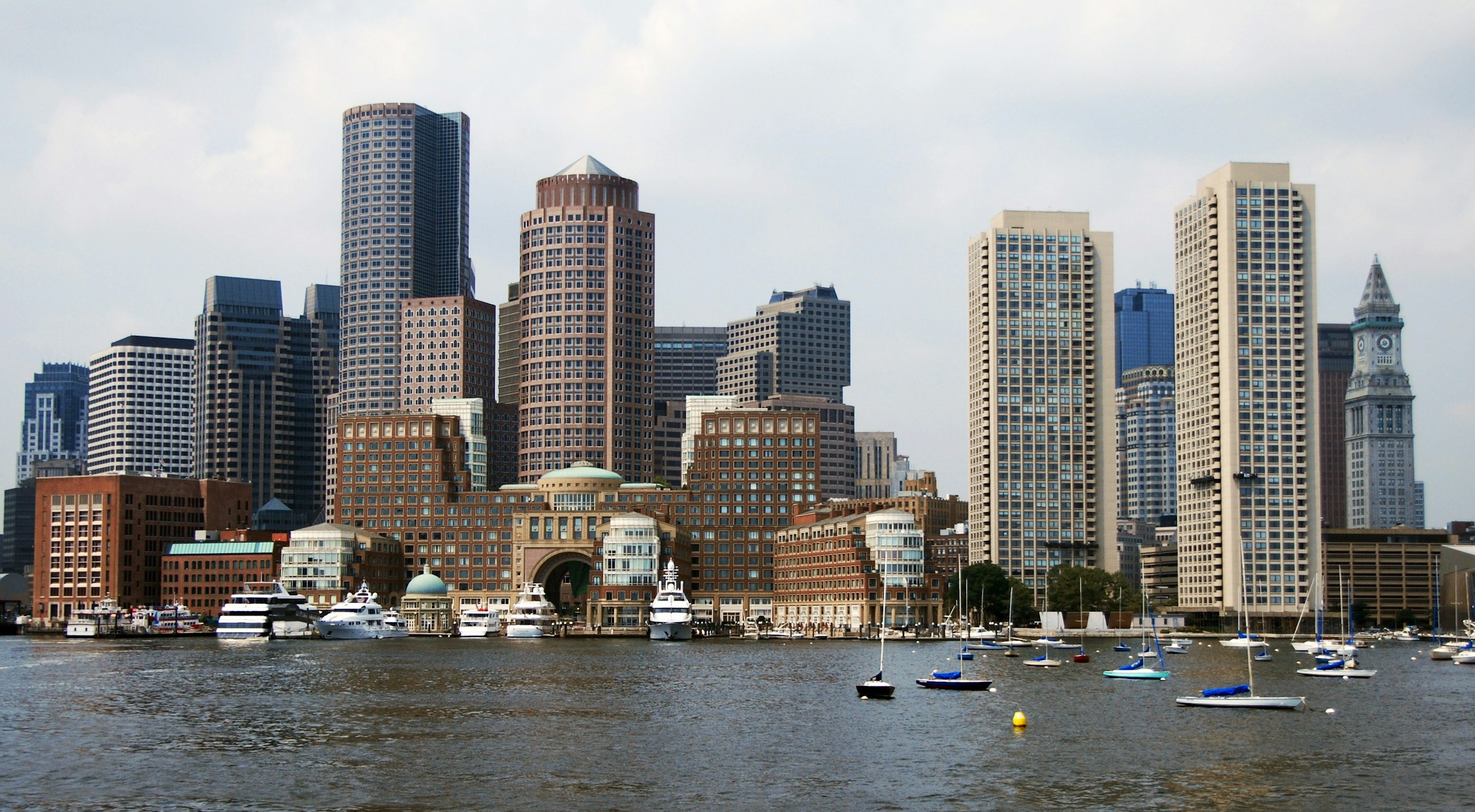 Boston Marathon. Photograph: Ilse Orsel, Unsplash.