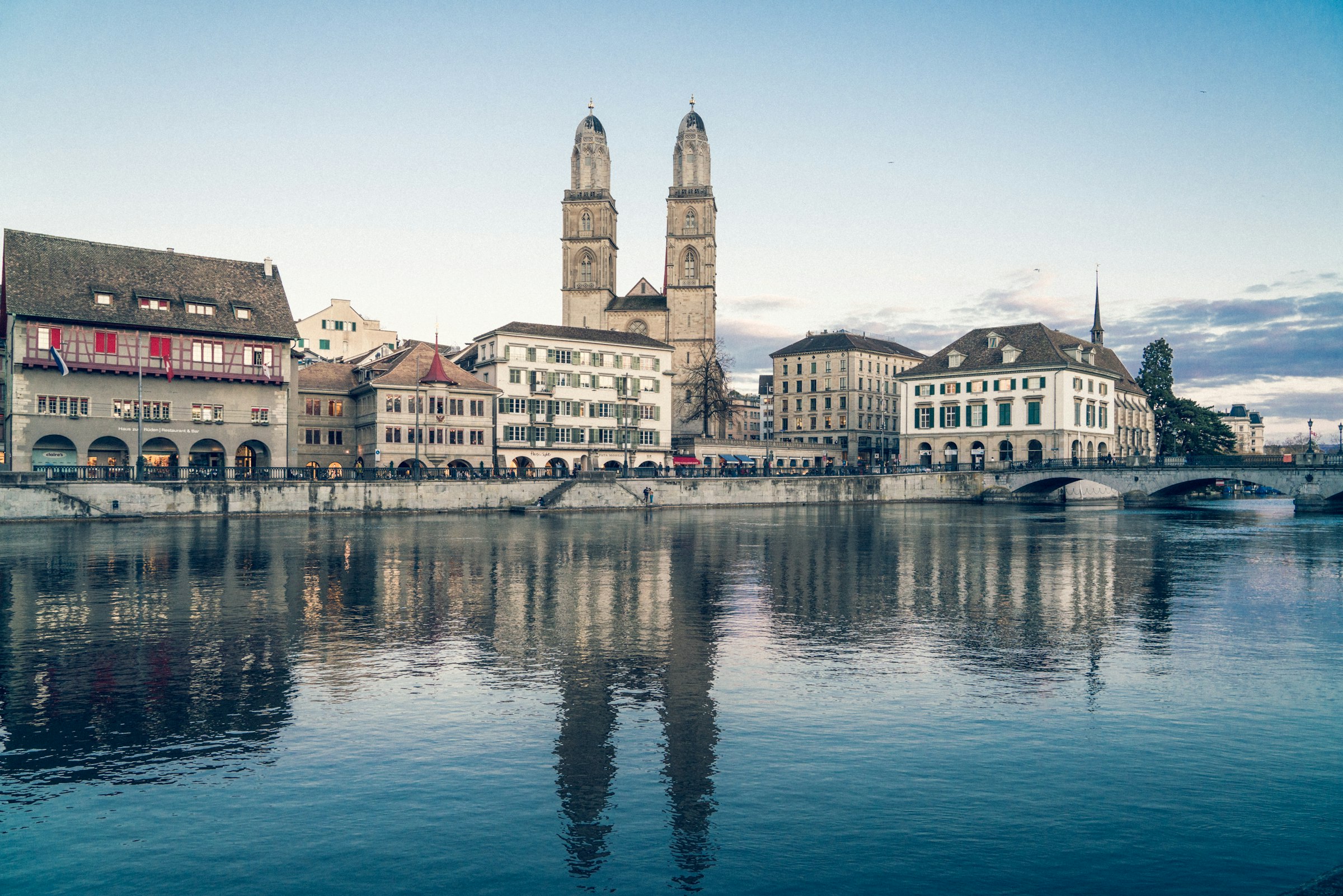 Zurich Marathon. Photograph: Claudio Schwarz, Unsplash.